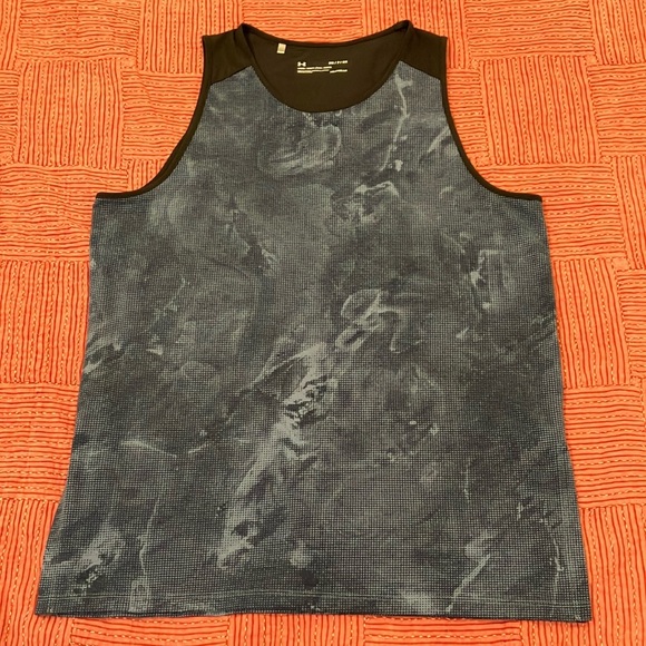 Heatgear Under Armour Black and Blue Tank Top - Picture 1 of 11